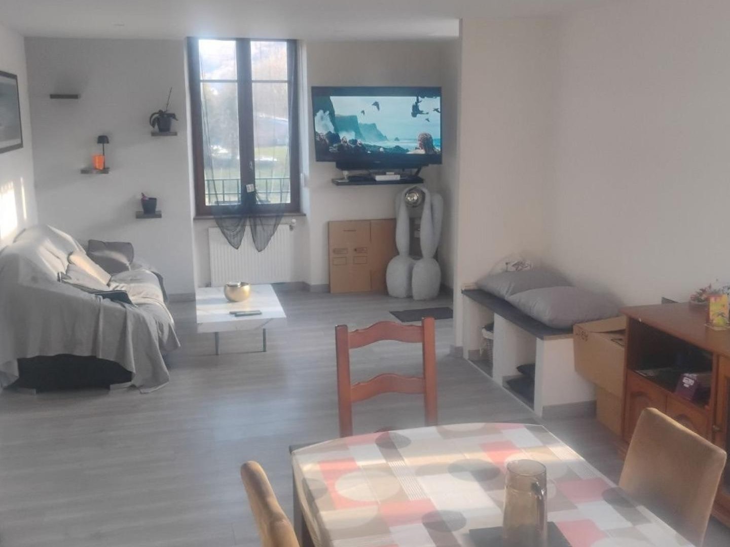 Centre bourg, proche nature, interieur rènové