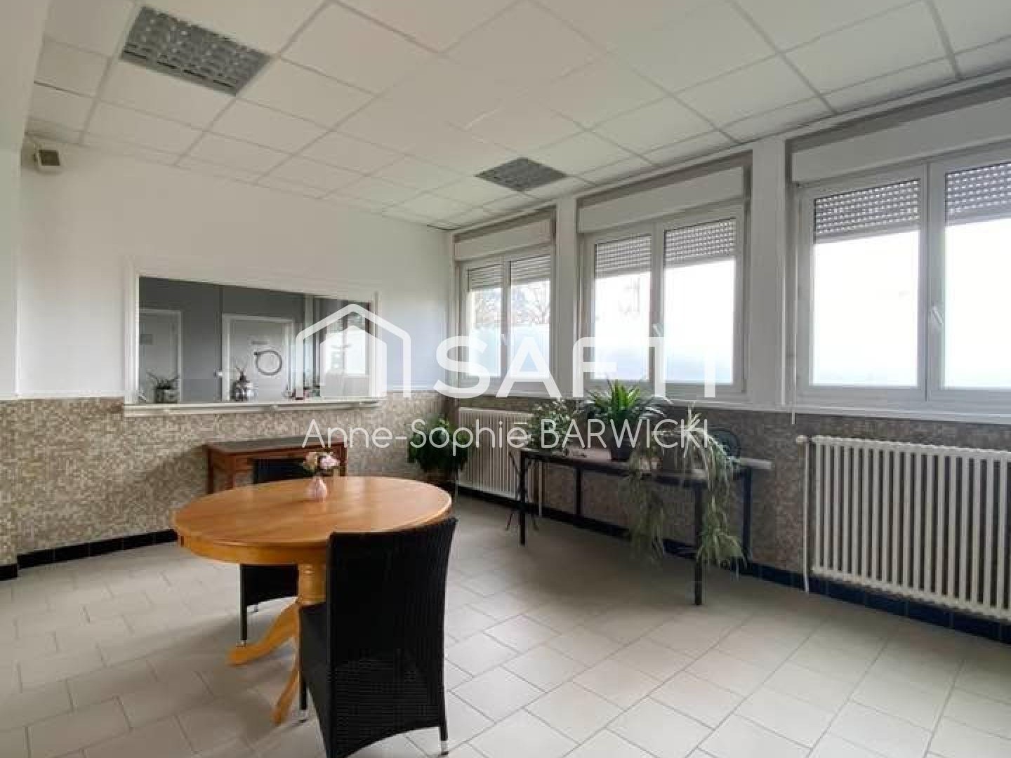 Appartement (ou cabinet médical) de 110m²