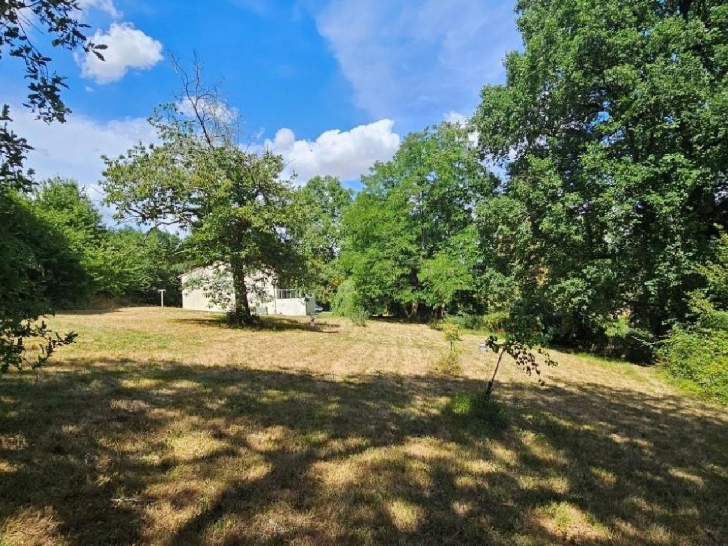 Maison à vendre - 4 pièces - 88m2 - Usson-Du-Poitou (86350)