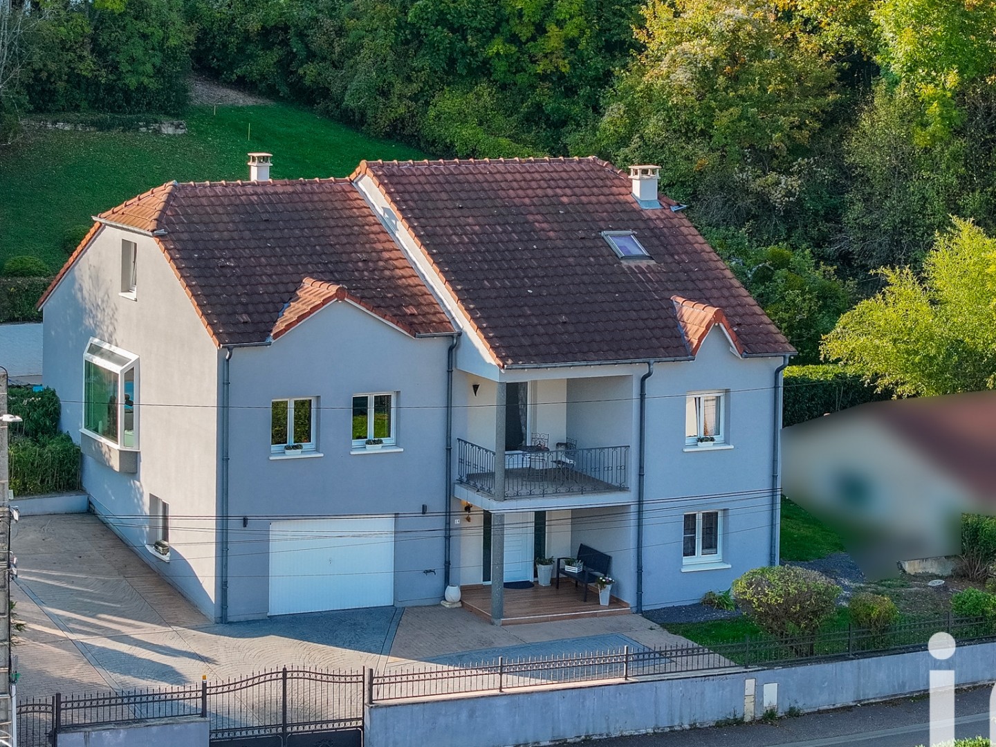 Maison 8 pièces 200 m²