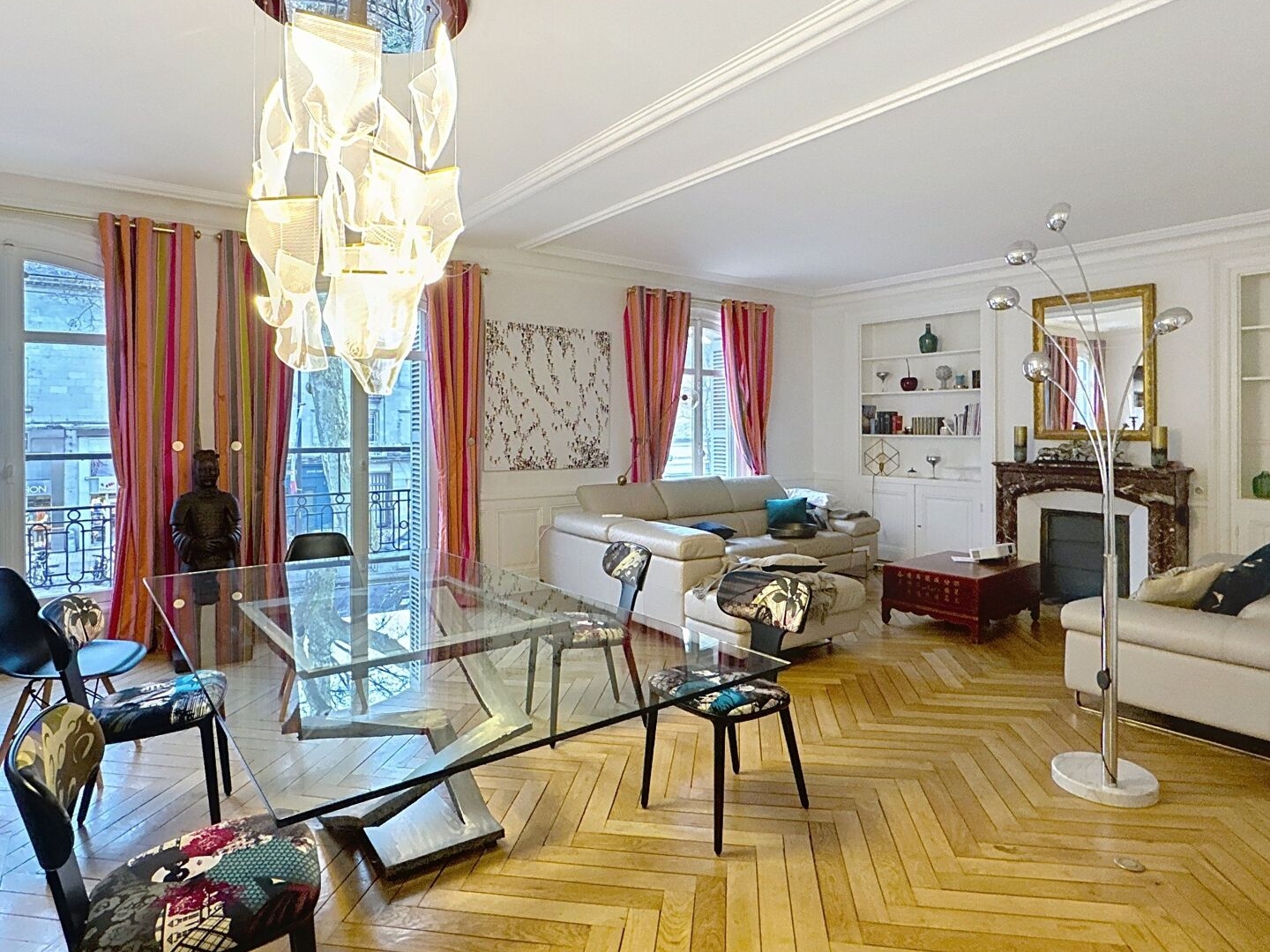 Appartement à louer - 7 pièces - 284m2 - Tours (37000)