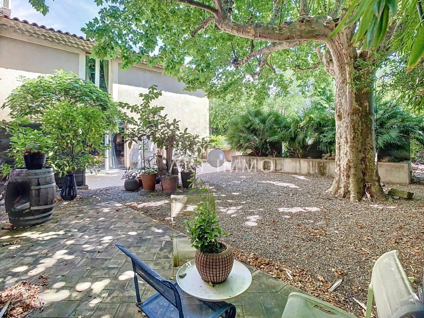 Maison à vendre - 4 pièces - 142m2 - Caumont-Sur-Durance (84510)