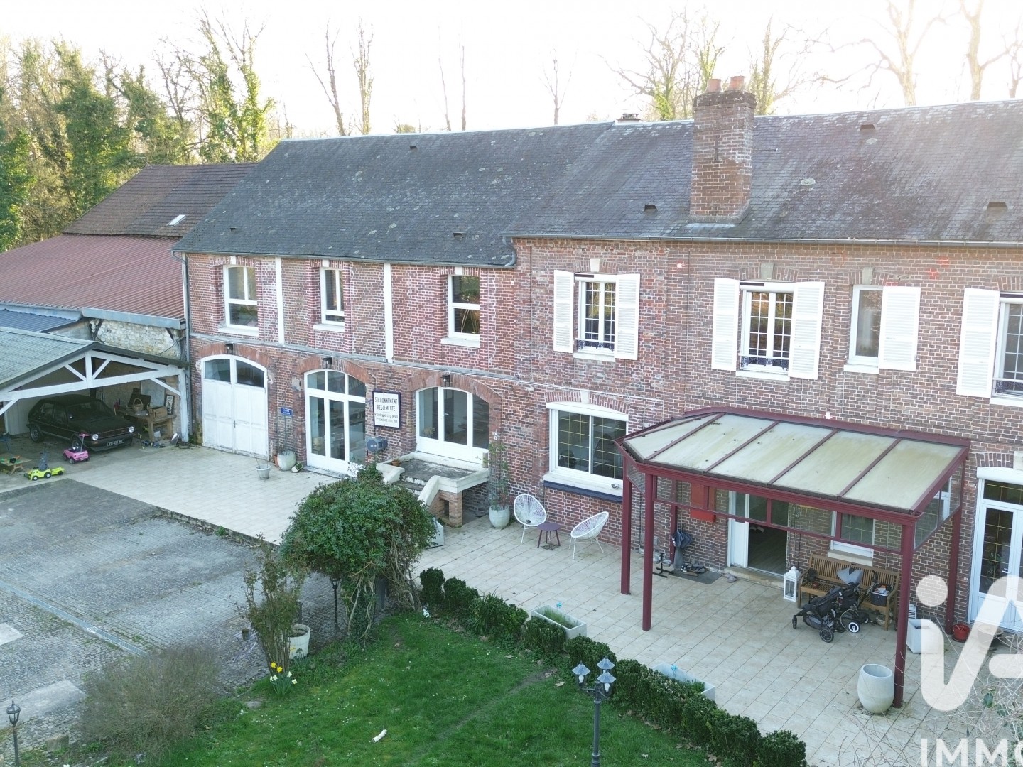 Maison 5 pièces 350 m²