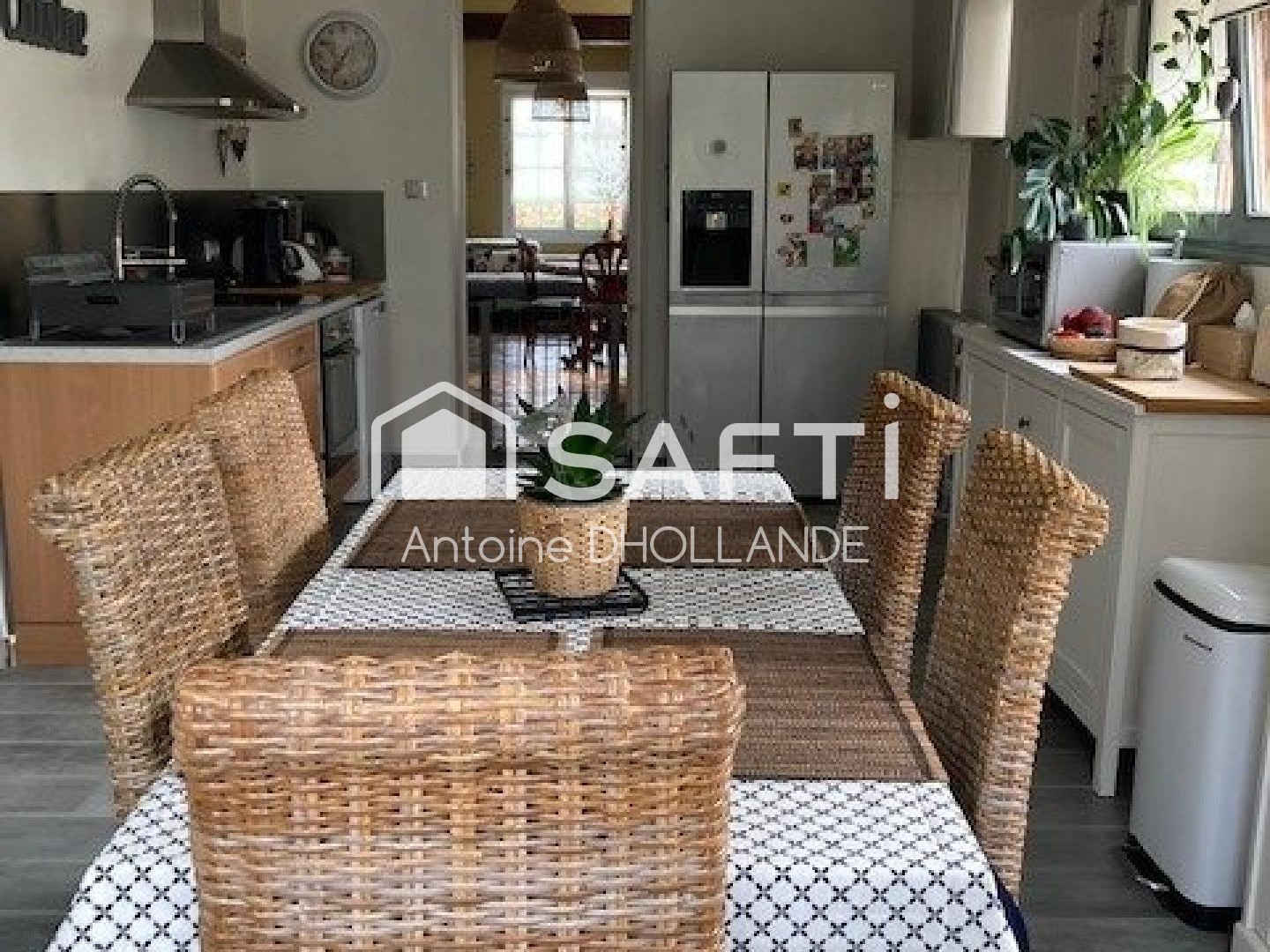 Maison familiale au calme avec grand jardin arboré