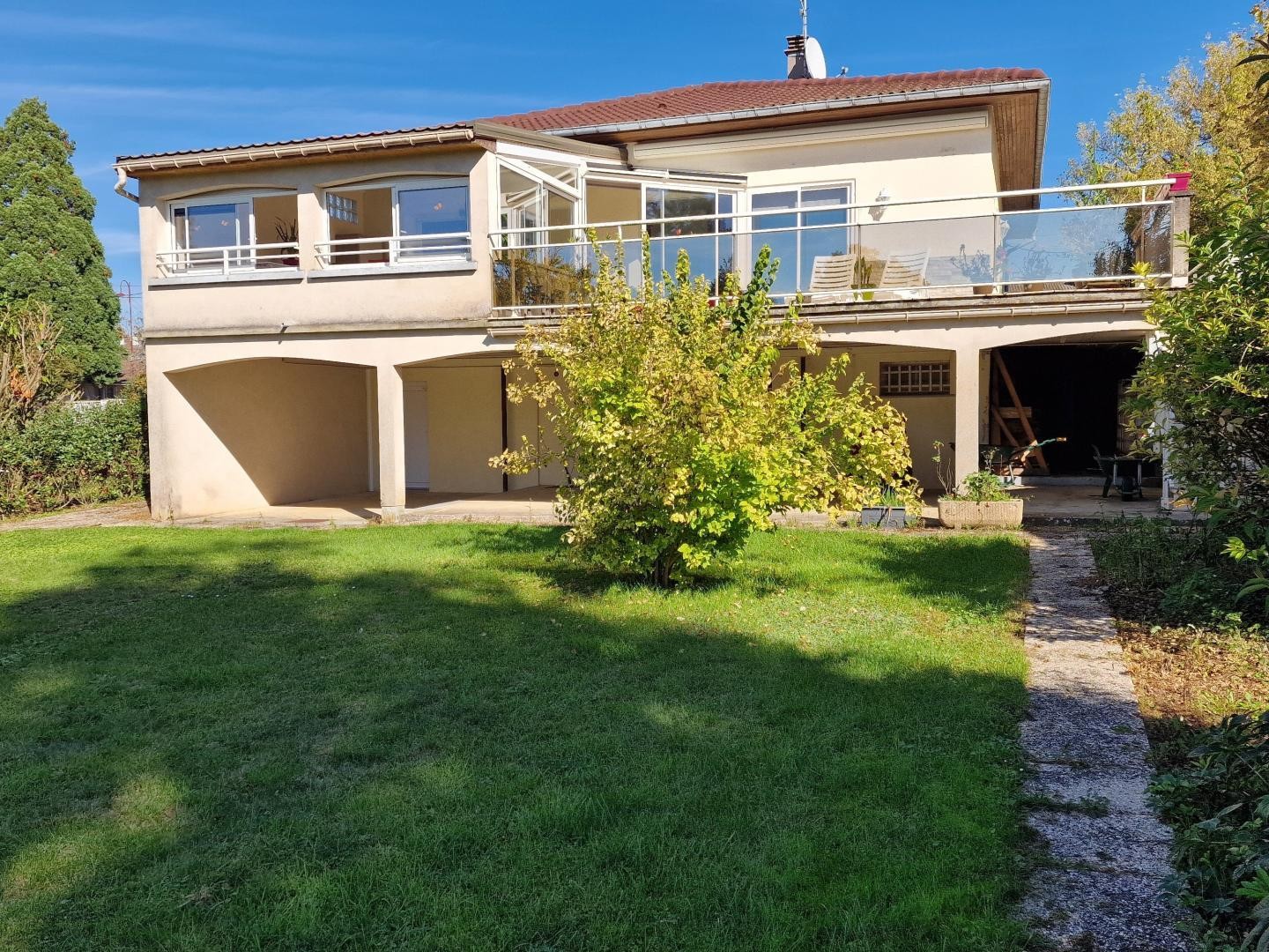 MAISON T5 DE 119M² INDEPENDANTE A BOIS DE HAYE