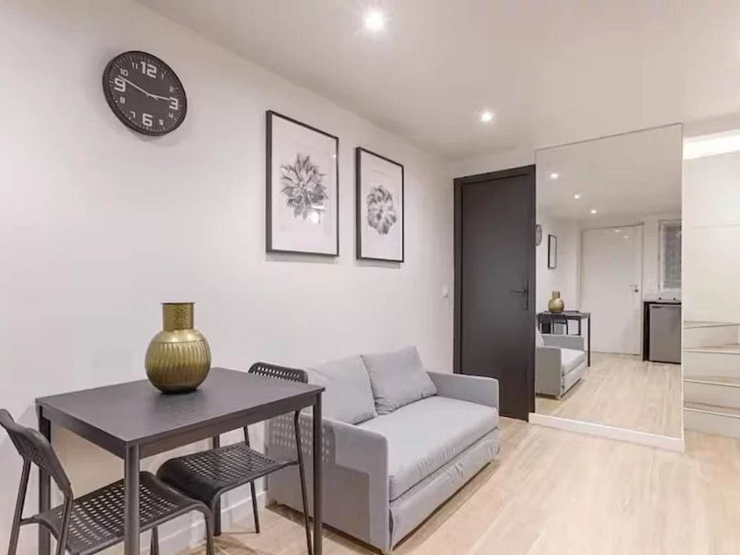 Locaux à vendre - 2 pièces - 26m2 - Paris 2e (75002)
