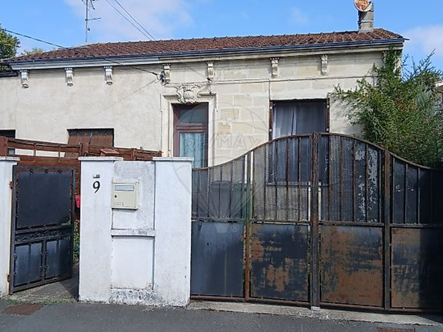 Maison à vendre - 6 pièces - 115m2 - Villenave-D'ornon (33140)