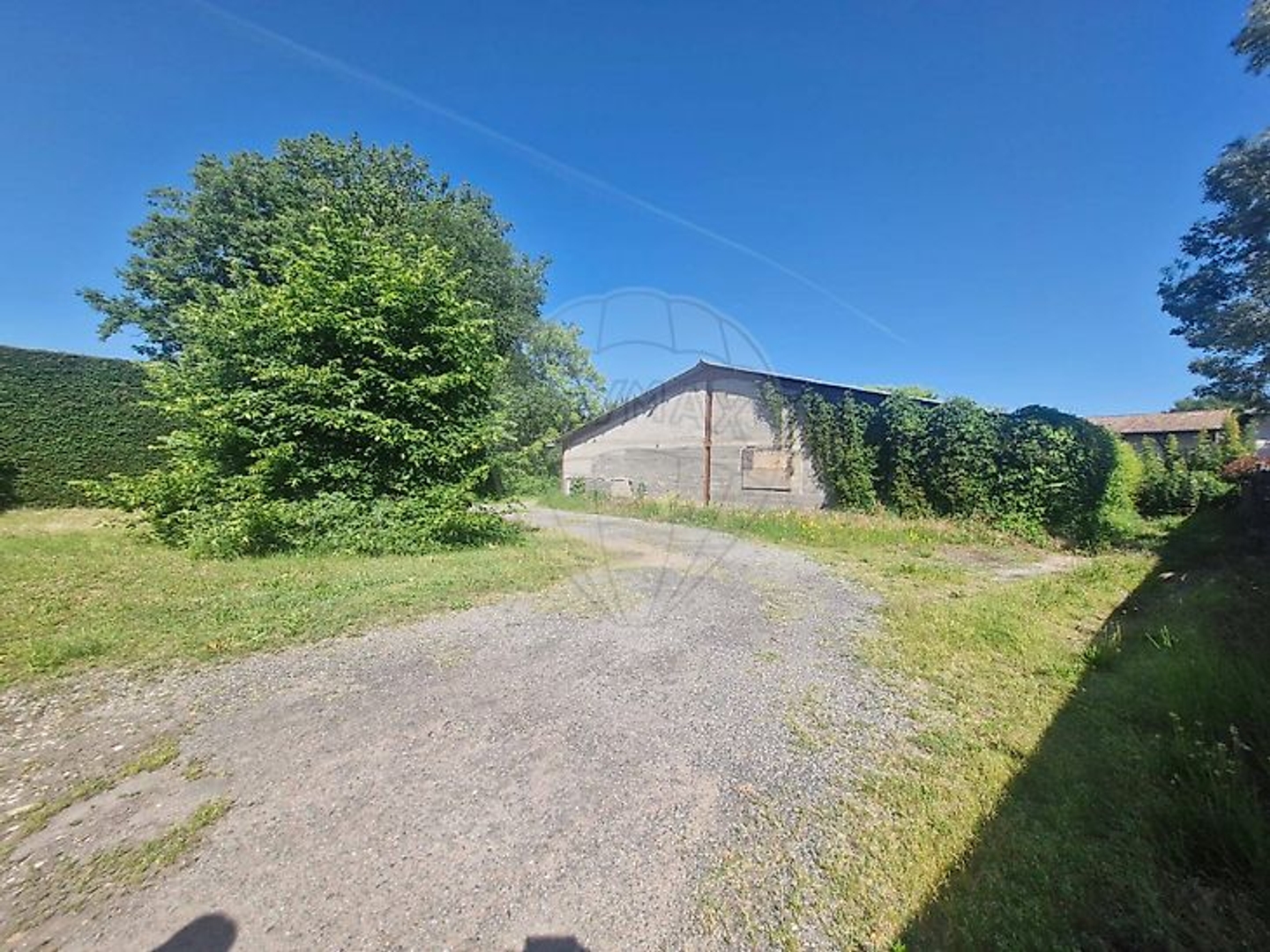 Terrain 177 m²