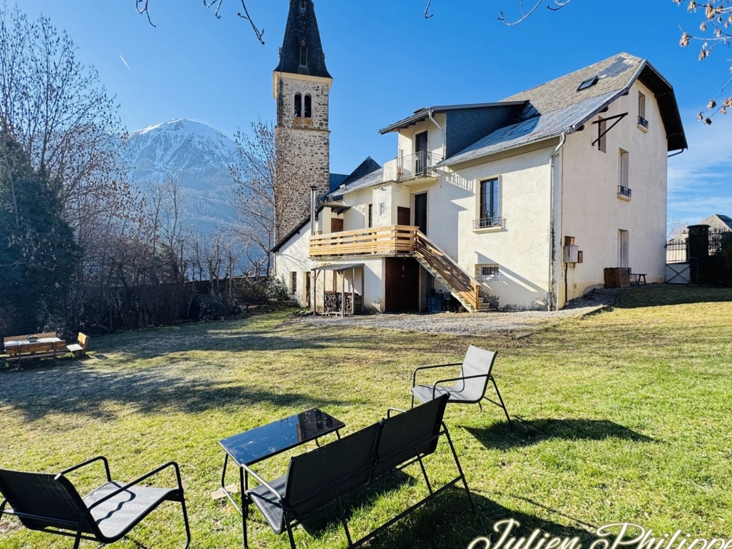 Maison 10 pièces 238 m²