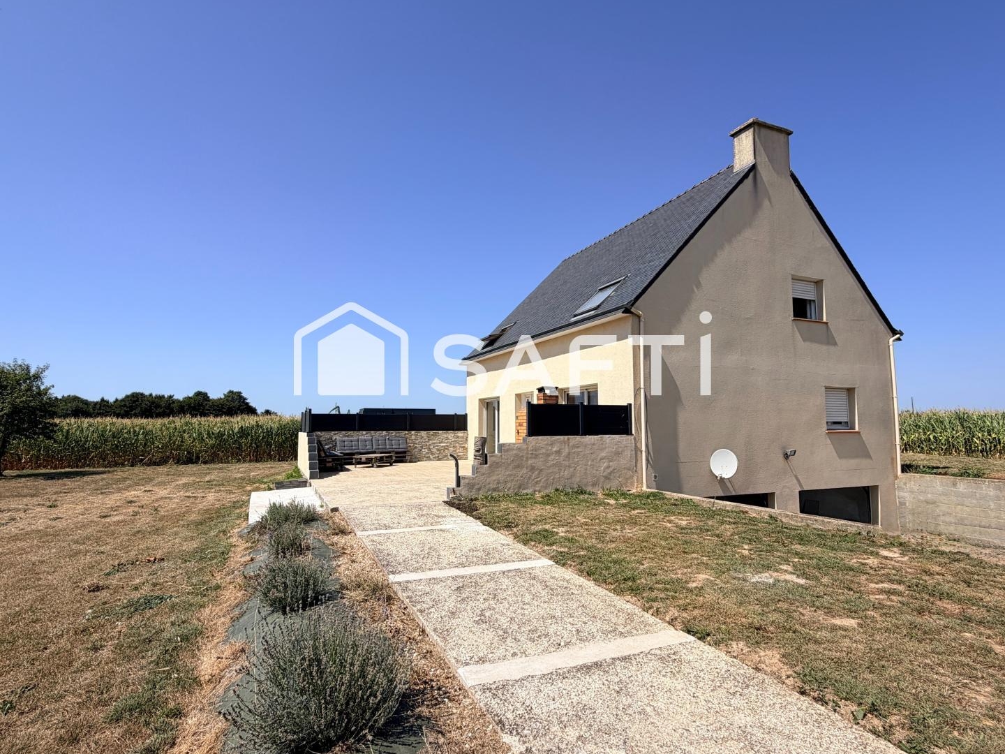 MAISON SUR SOUS-SOL DE 125 M2 EN CAMPAGNE DE GUENIN