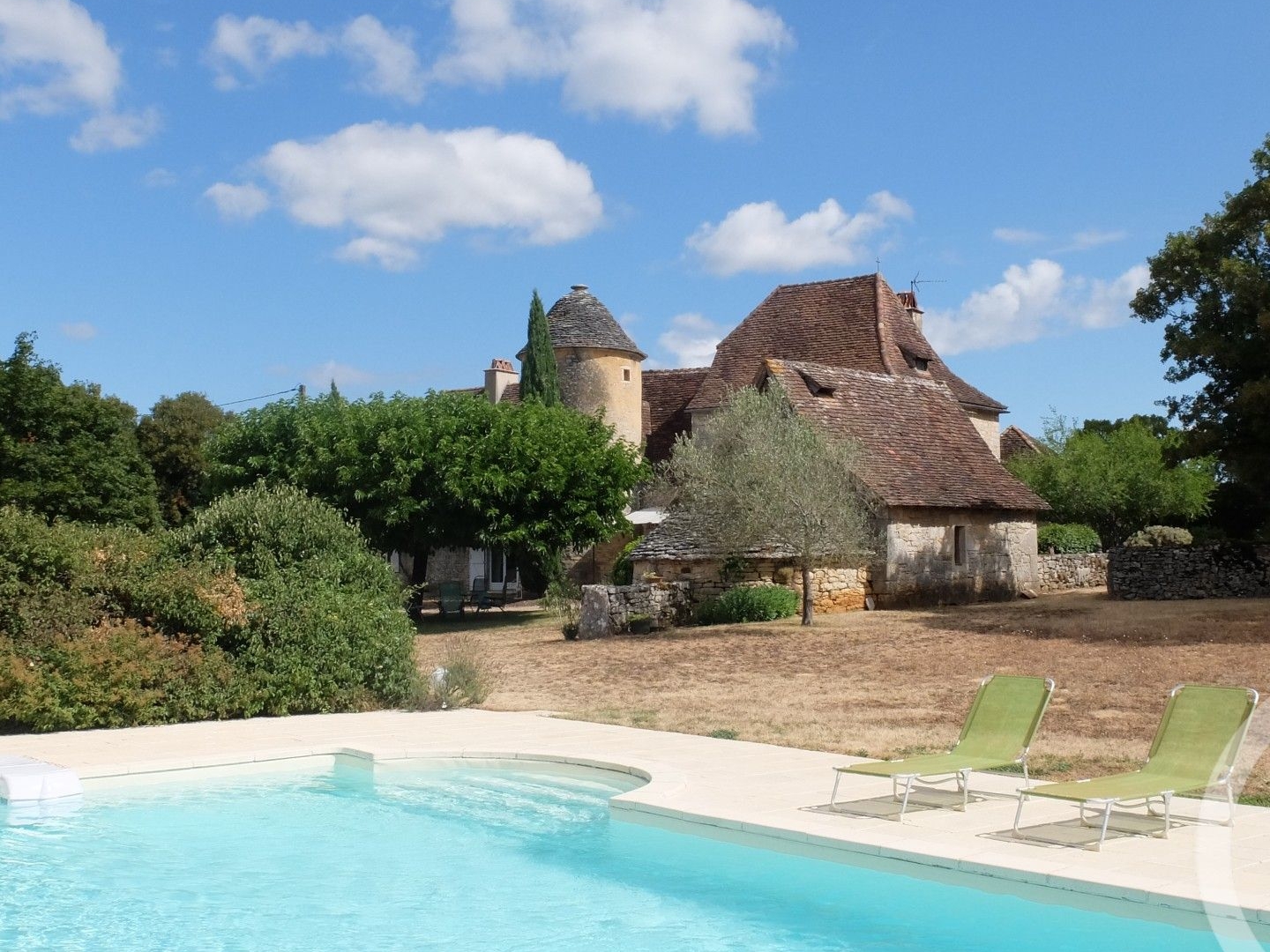 Maison 10 pièces 309 m²