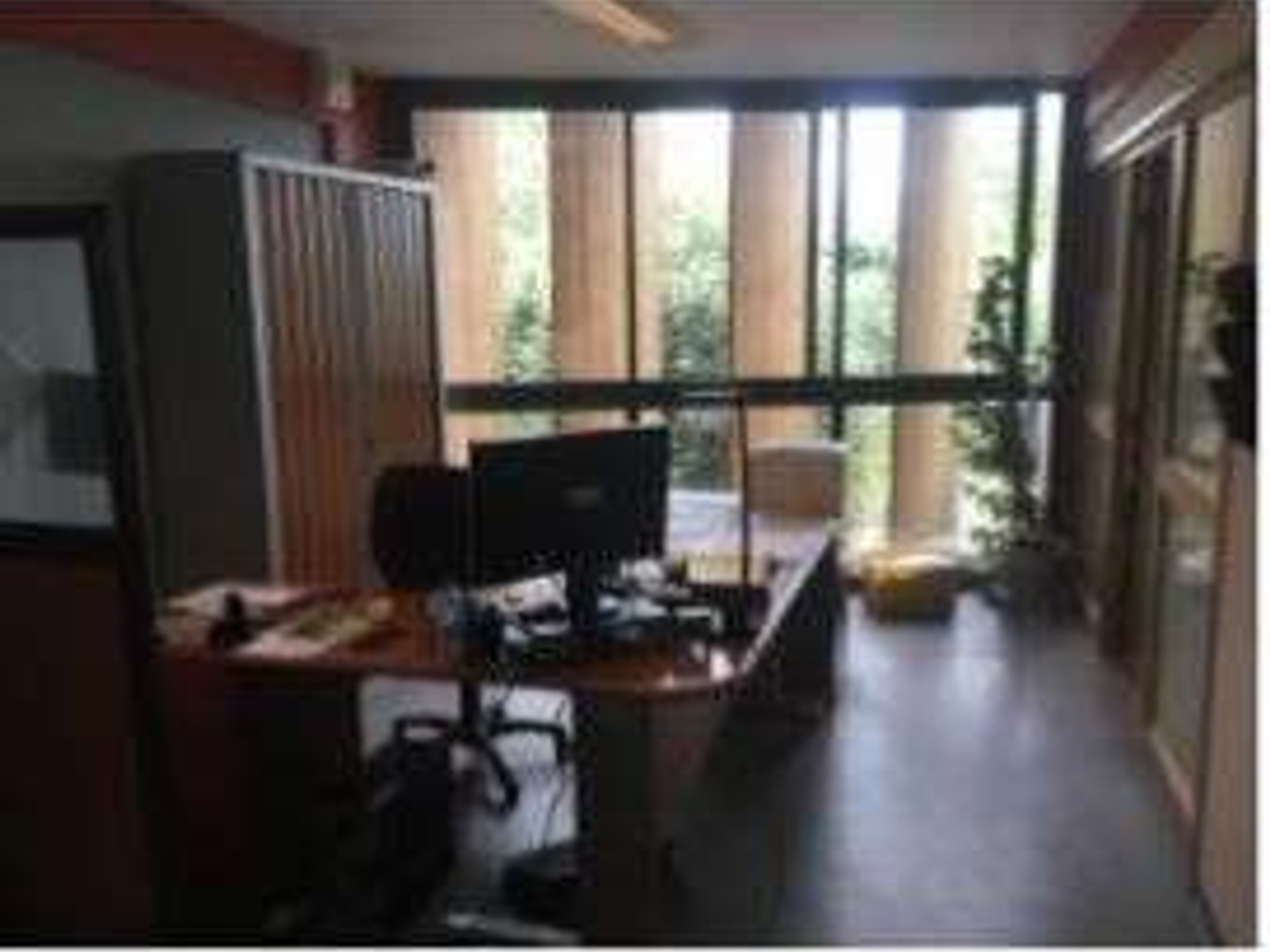 Acheter local 173m² à Caumont-sur-Durance