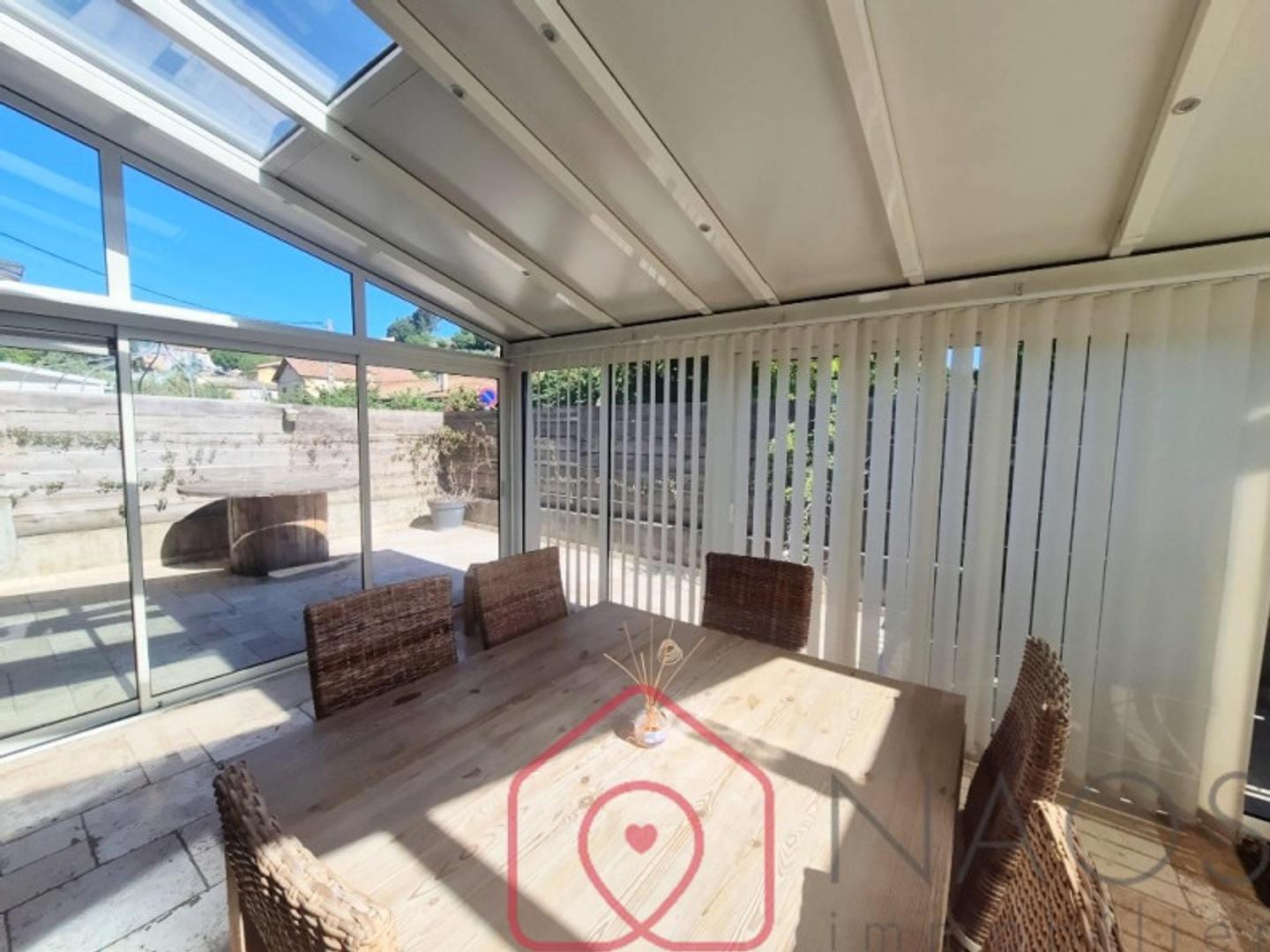 Immeuble à vendre - 6 pièces - 143m2 - La Brillanne (04700)