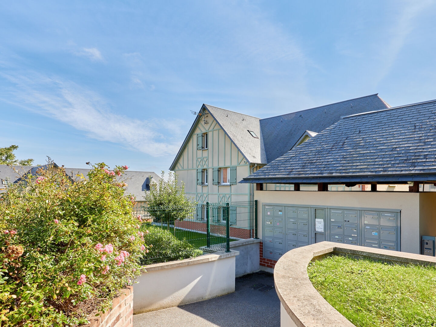 Appartement à vendre - 4 pièces - 75m2 - Saint-Arnoult (14800)