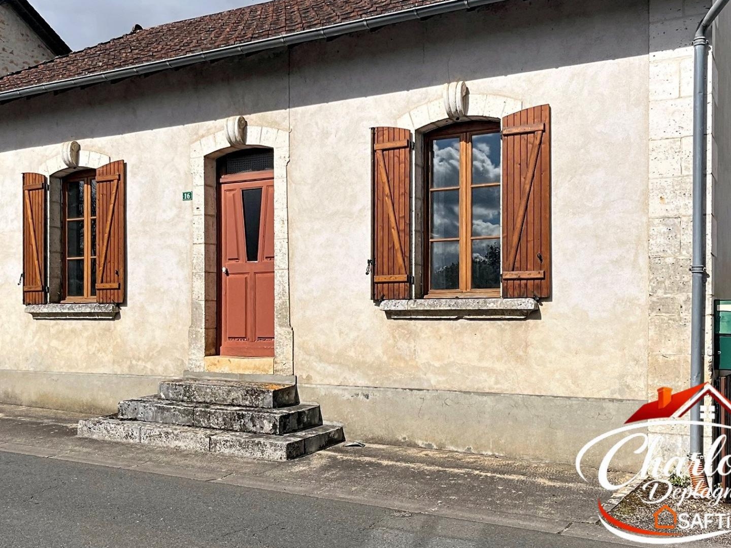 Ensemble immobilier de 2 maisons d'habitation