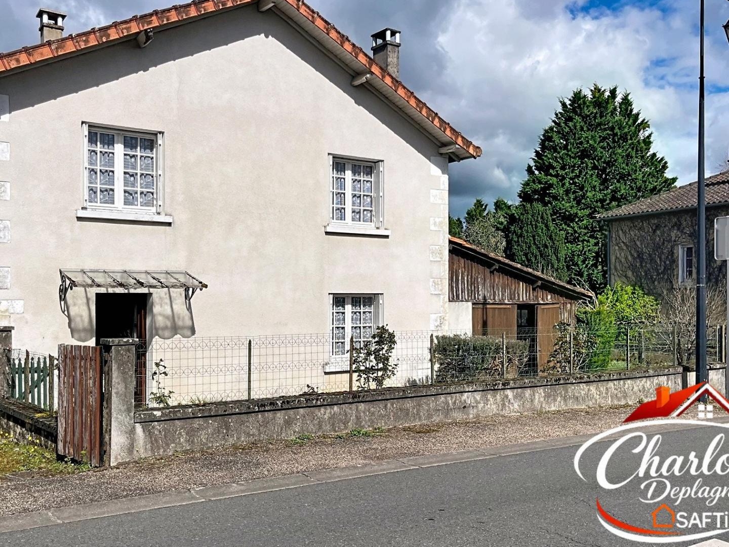 Immeuble à vendre - 5 pièces - 143m2 - Saint-Pardoux-La-... (24470)