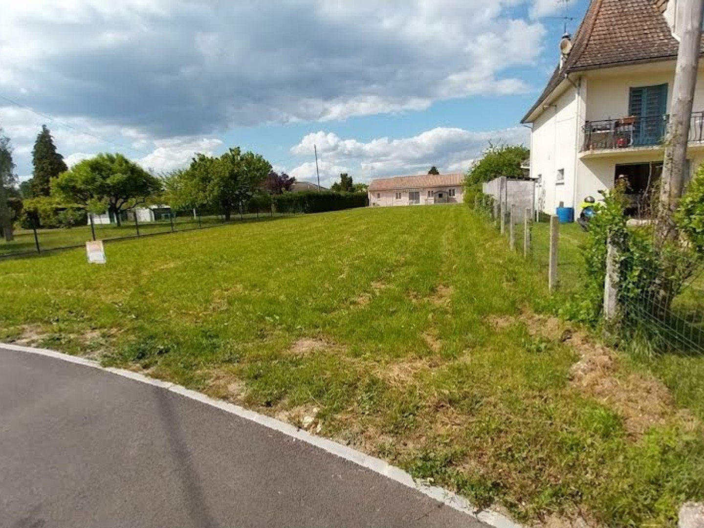 Terrain 399 m²
