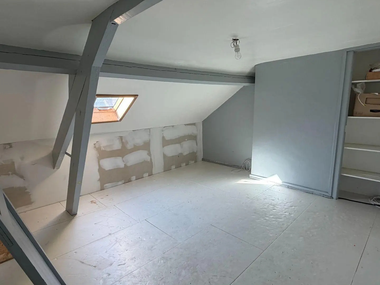 Immeuble à vendre - 155m2 - Coudekerque-Branche (59210)