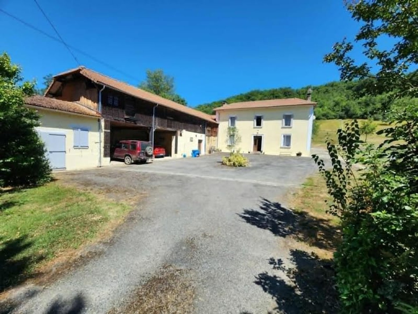 Maison 11 pièces 320 m²