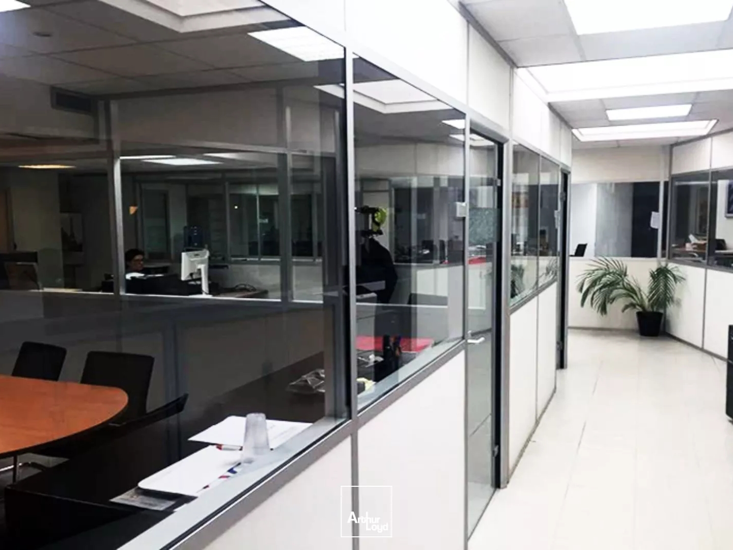 Bureaux à vendre - 580m2 - Saint-Cloud (92210)