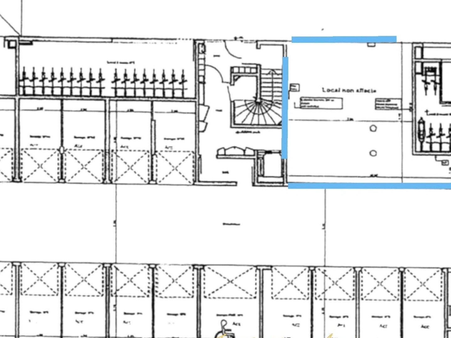 Commerce 1 pièce 73 m²