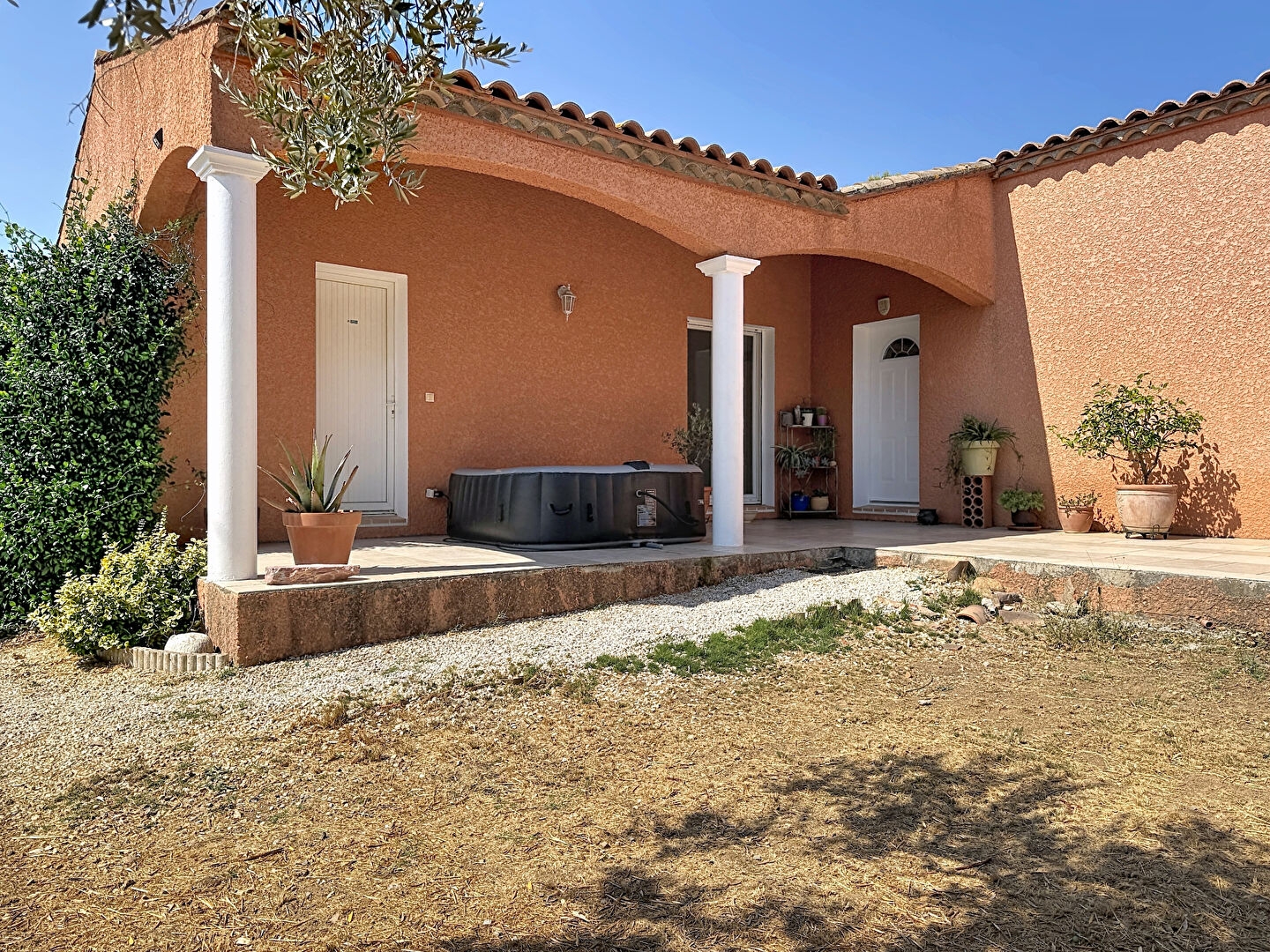 Paraza Maison 5 pièce(s) 149.41 m2 de plain-pied 4 faces sur 1 000 m²