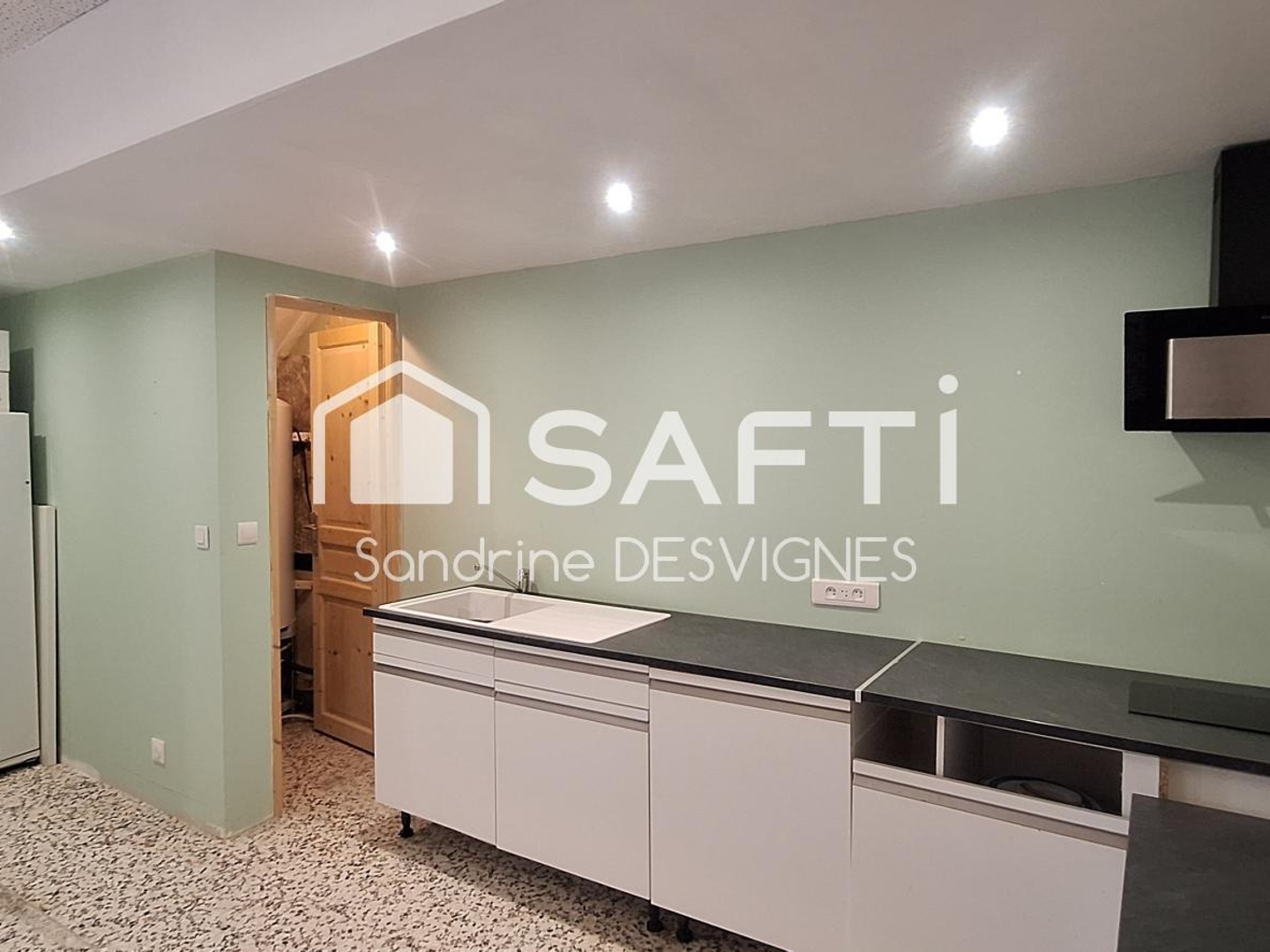 Maison à vendre - 4 pièces - 120m2 - Saint-Symphorien-... (71710)