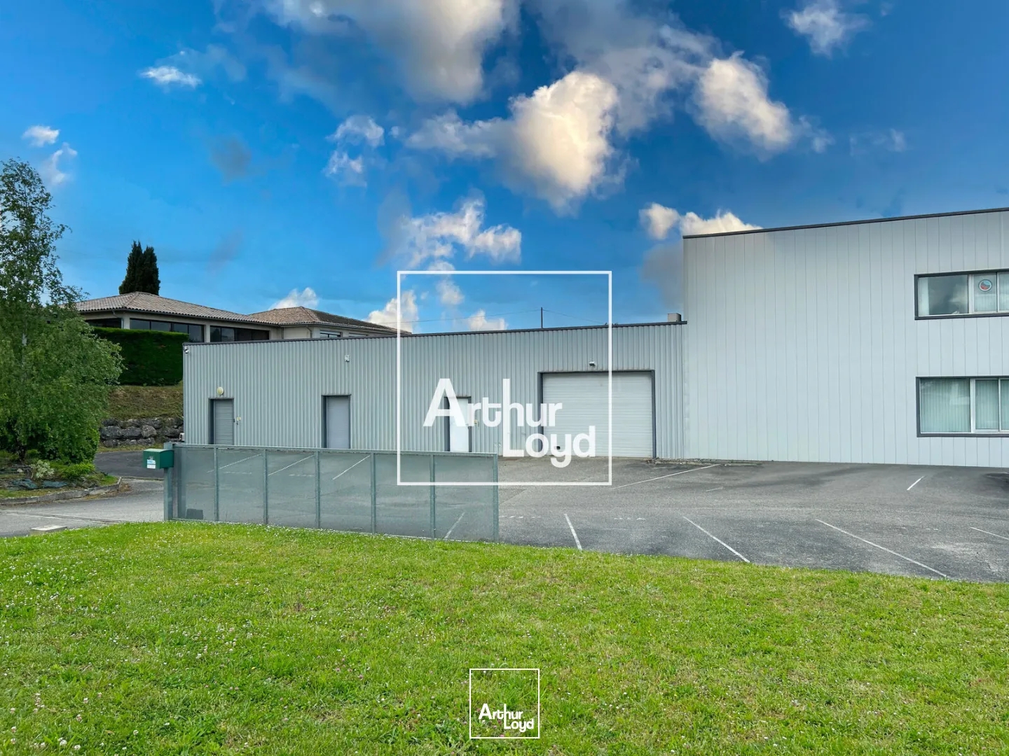 LOCAUX D'ACTIVITÉ À VENDRE - SITE MULTI-OCCUPANTS - MONDOUZIL - TOULOUSE EST