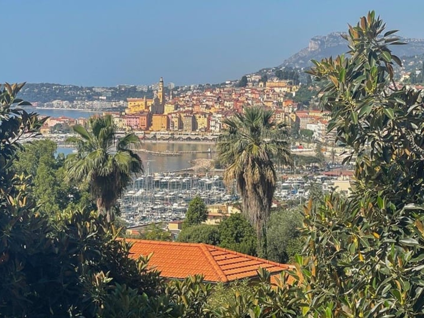 Mandat Exclusif - Magnifique Penthouse dans un emplacement privilégié a Menton- Garavan.
