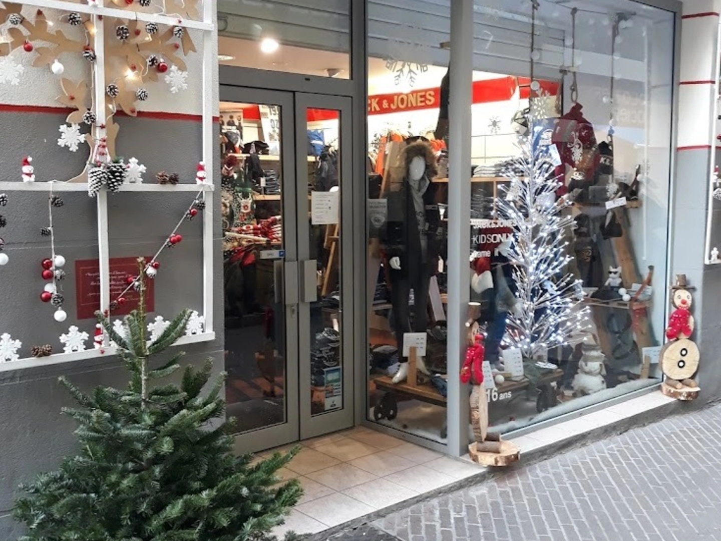 Magasin à vendre - 1 pièce - 80m2 - Manosque (04100)