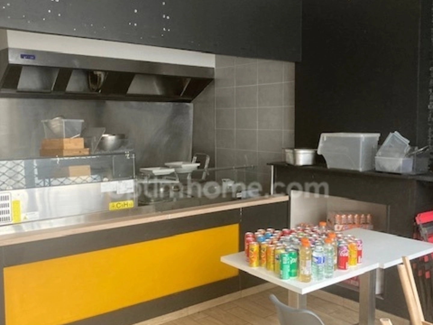 Magasin à vendre - 1 pièce - 30m2 - Rochefort (17300)