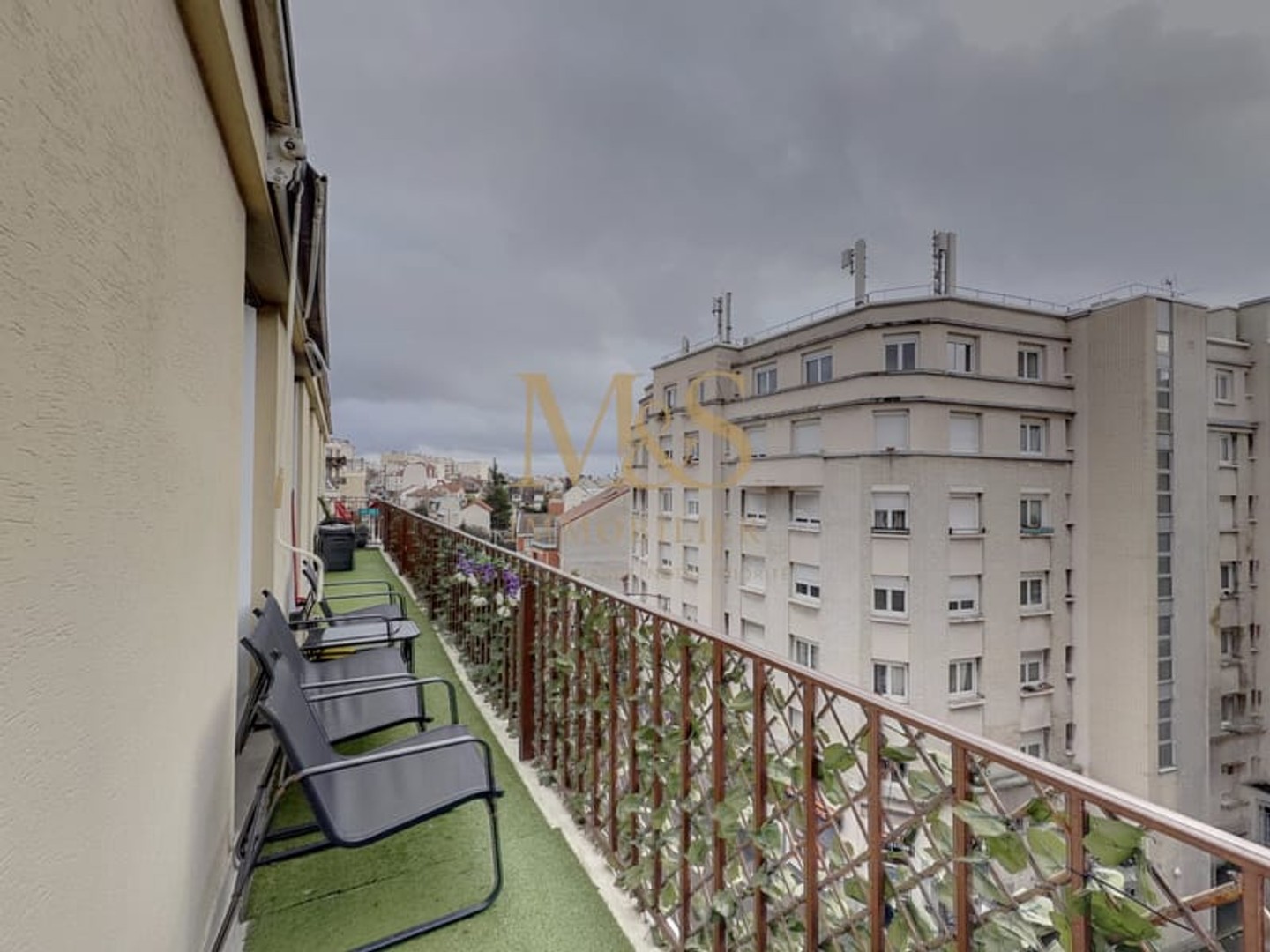 T4 Avec Terrasse Montreuil Secteur Trois Territoire