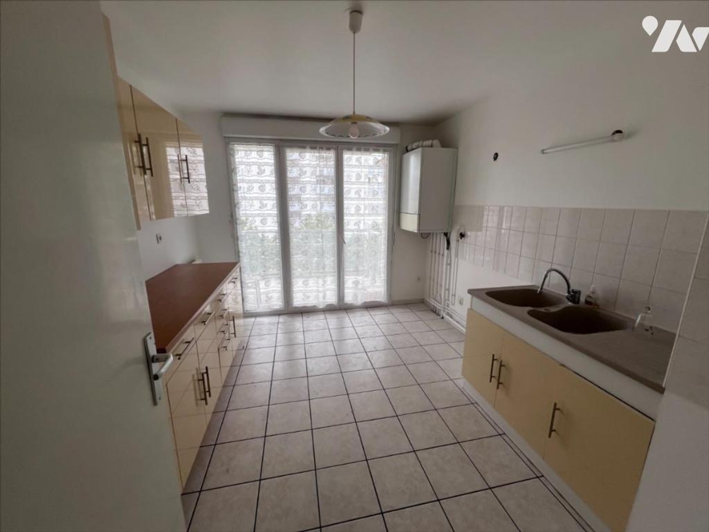 Appartement à vendre - 4 pièces - 91m2 - Reims (51100)