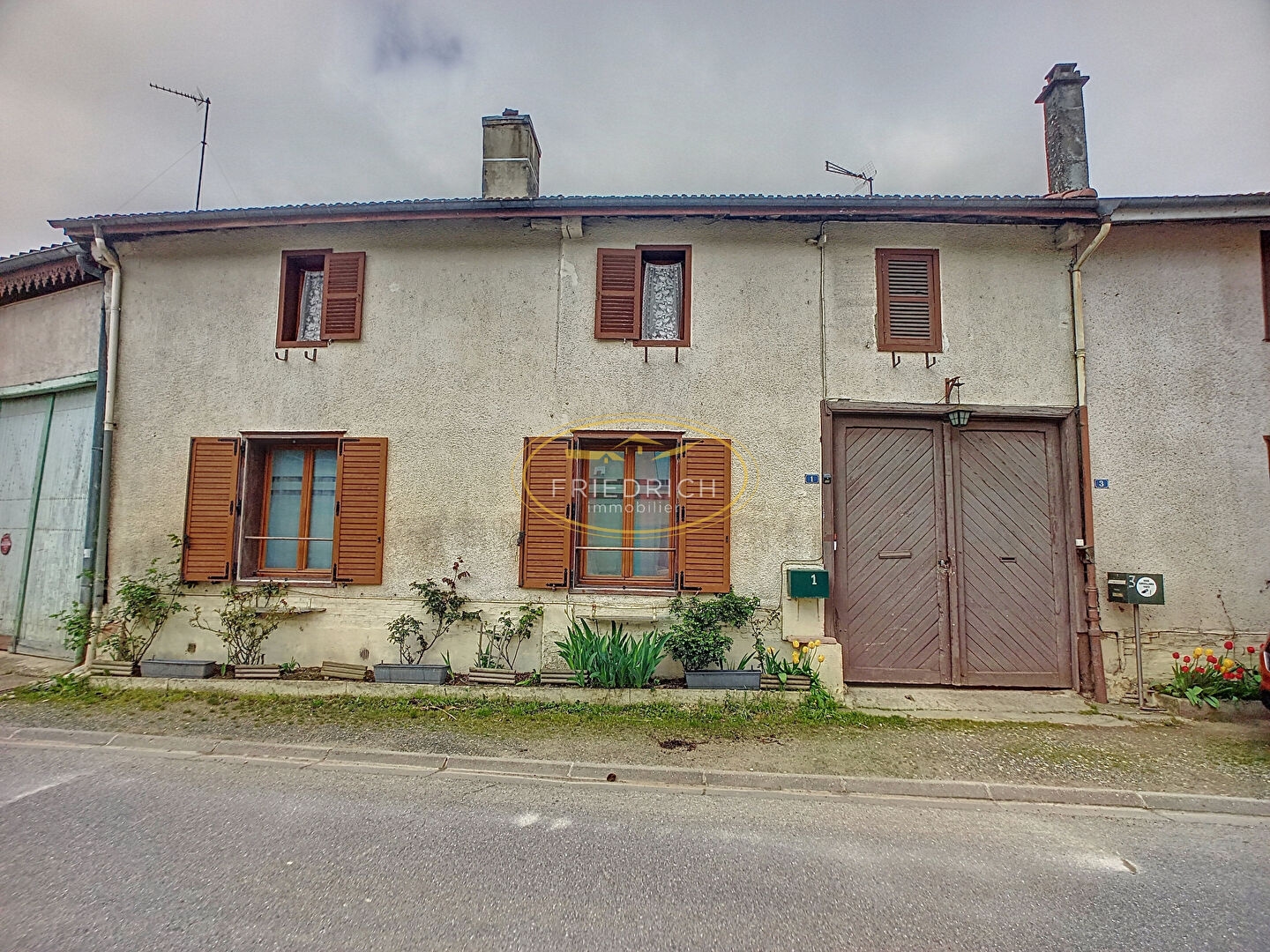 MAISON DE VILLAGE A CONFORTER