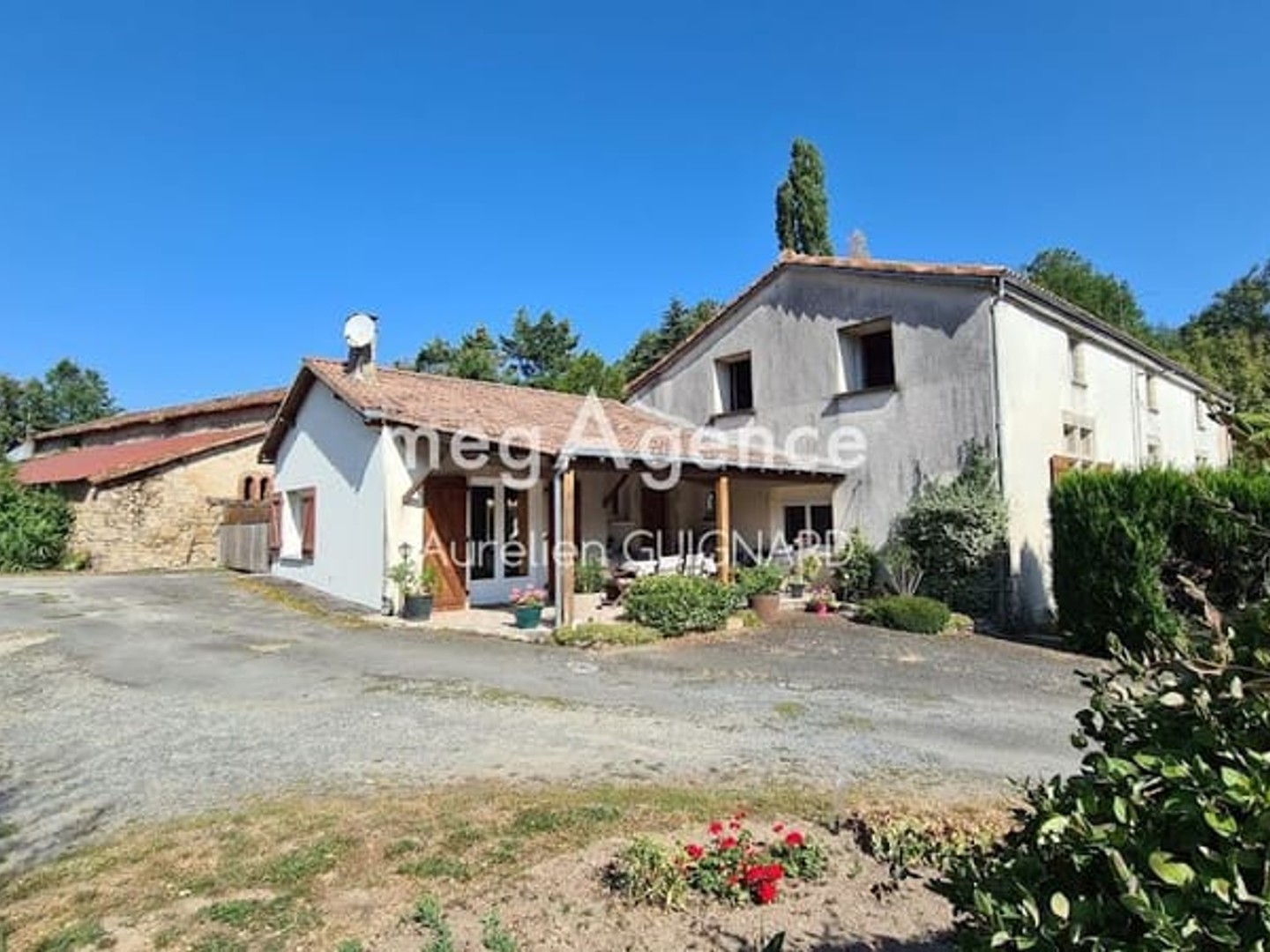 Maison 17 pièces 265 m²