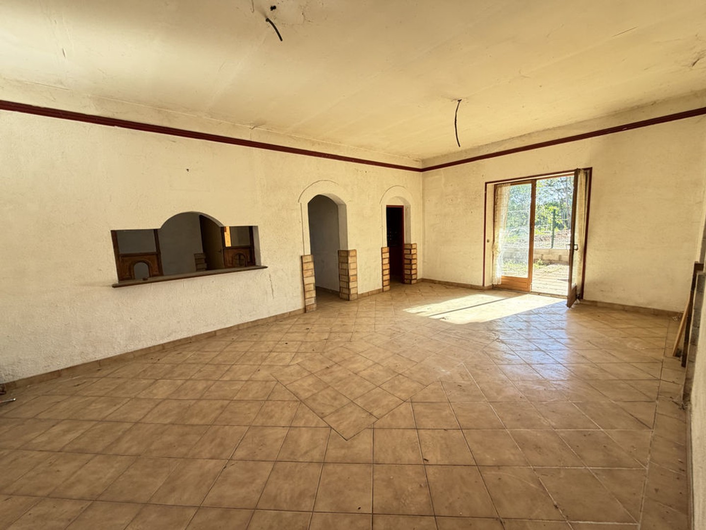 Maison à vendre - 6 pièces - 185m2 - Meyrargues (13650)