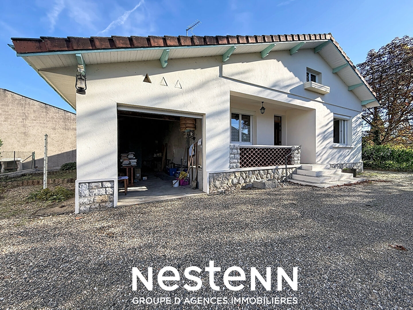 Maison 65m² plain pieds, 2 chambres, garage et jardin à vendre à Aiguillon