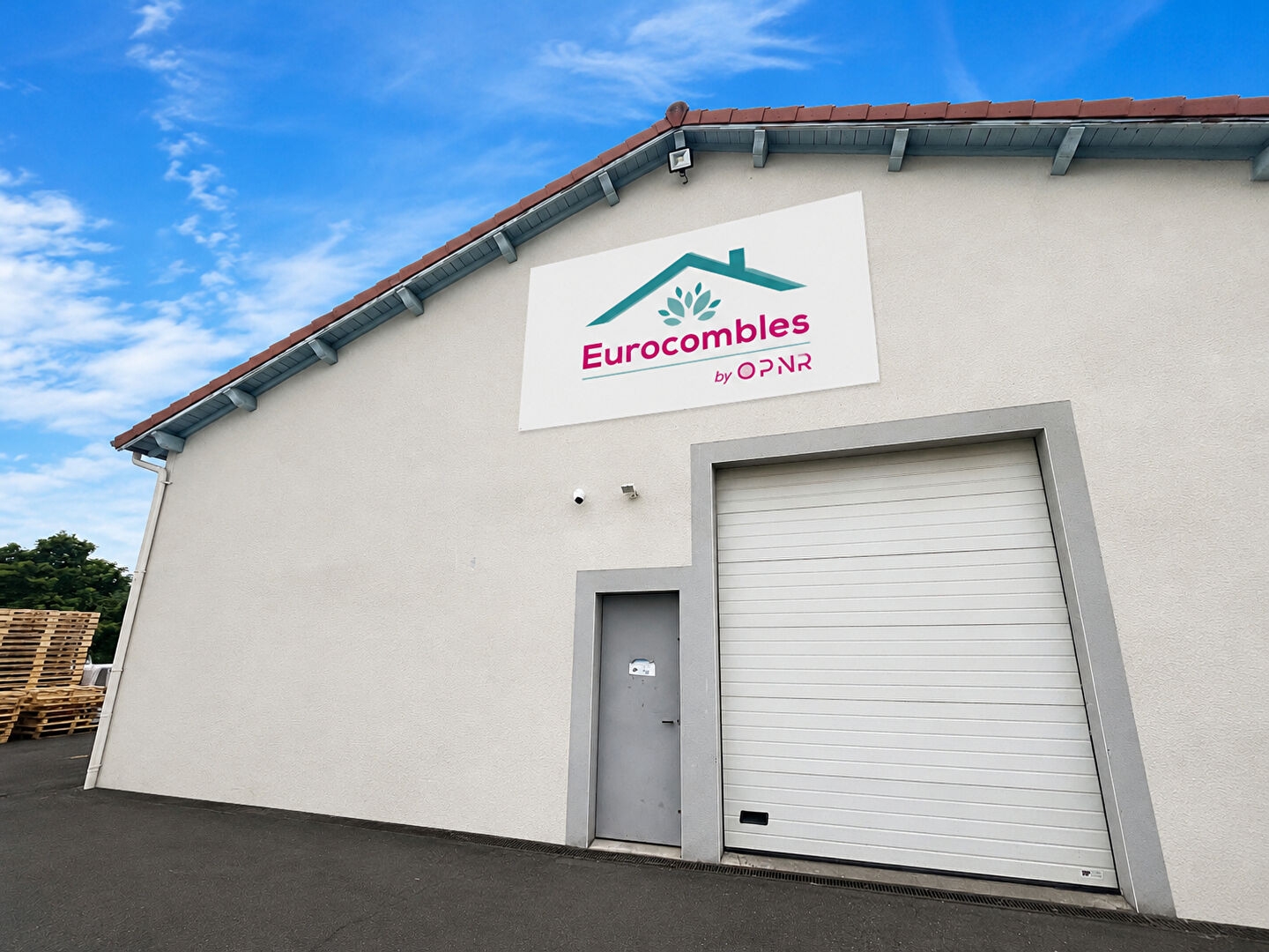 Local commercial 320 m²