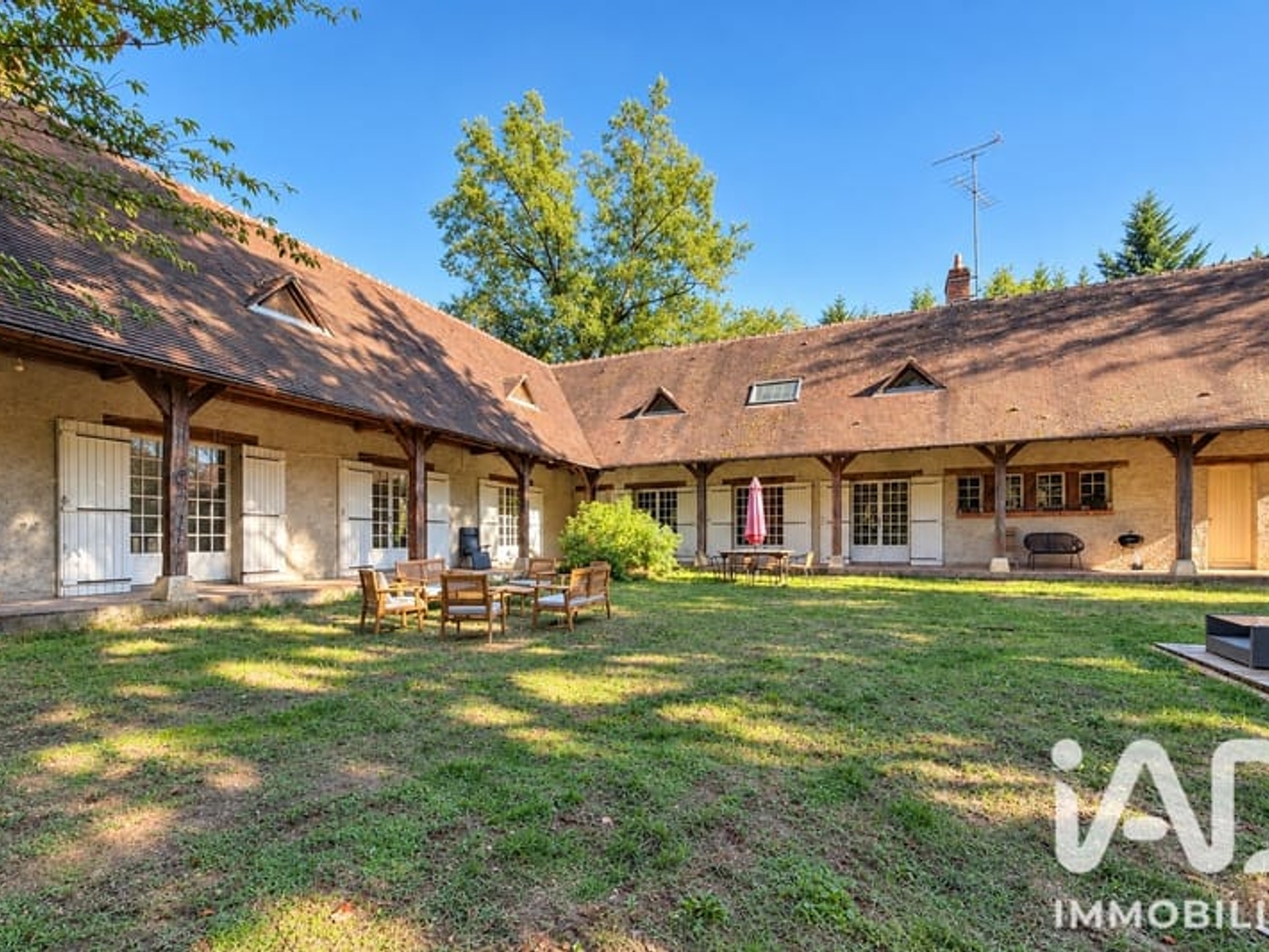Maison 9 pièces 277 m²