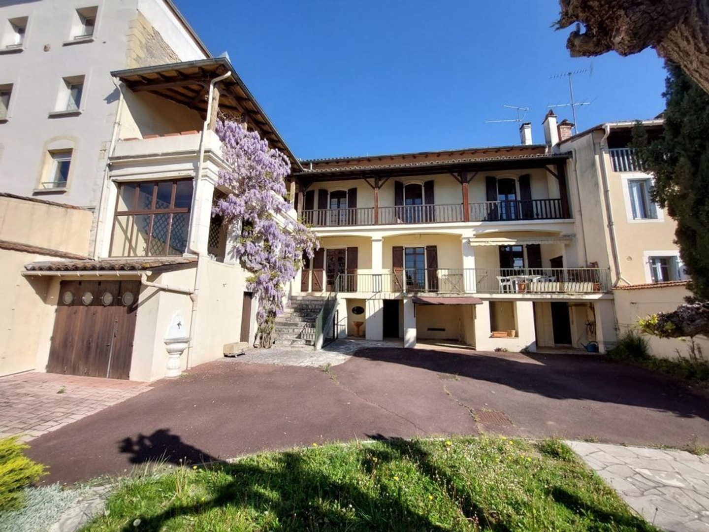 SUPERBE MAISON DE VILLE 430 m², IDEAL PROFESSION LIBERALE, SECTEUR "SAINT MARTORY" ...
