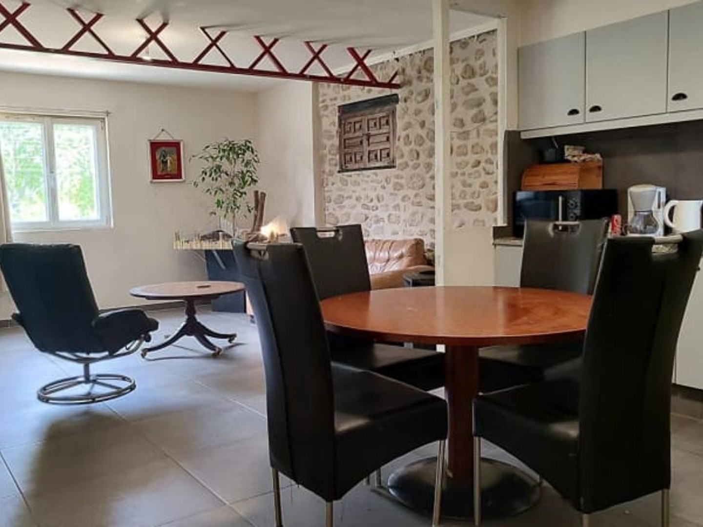 Local 4 pièces 200 m²