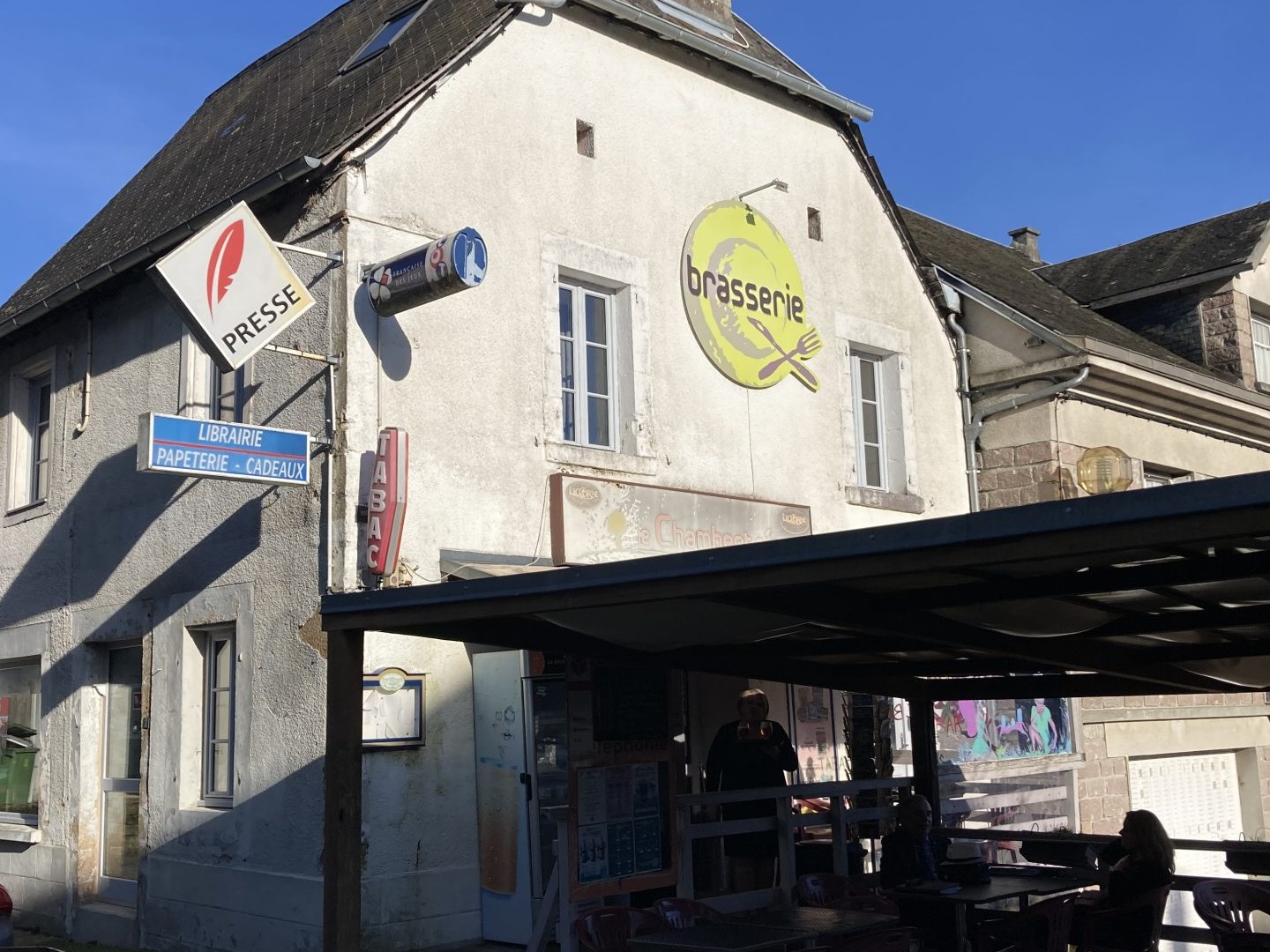 Local commercial 190 m²