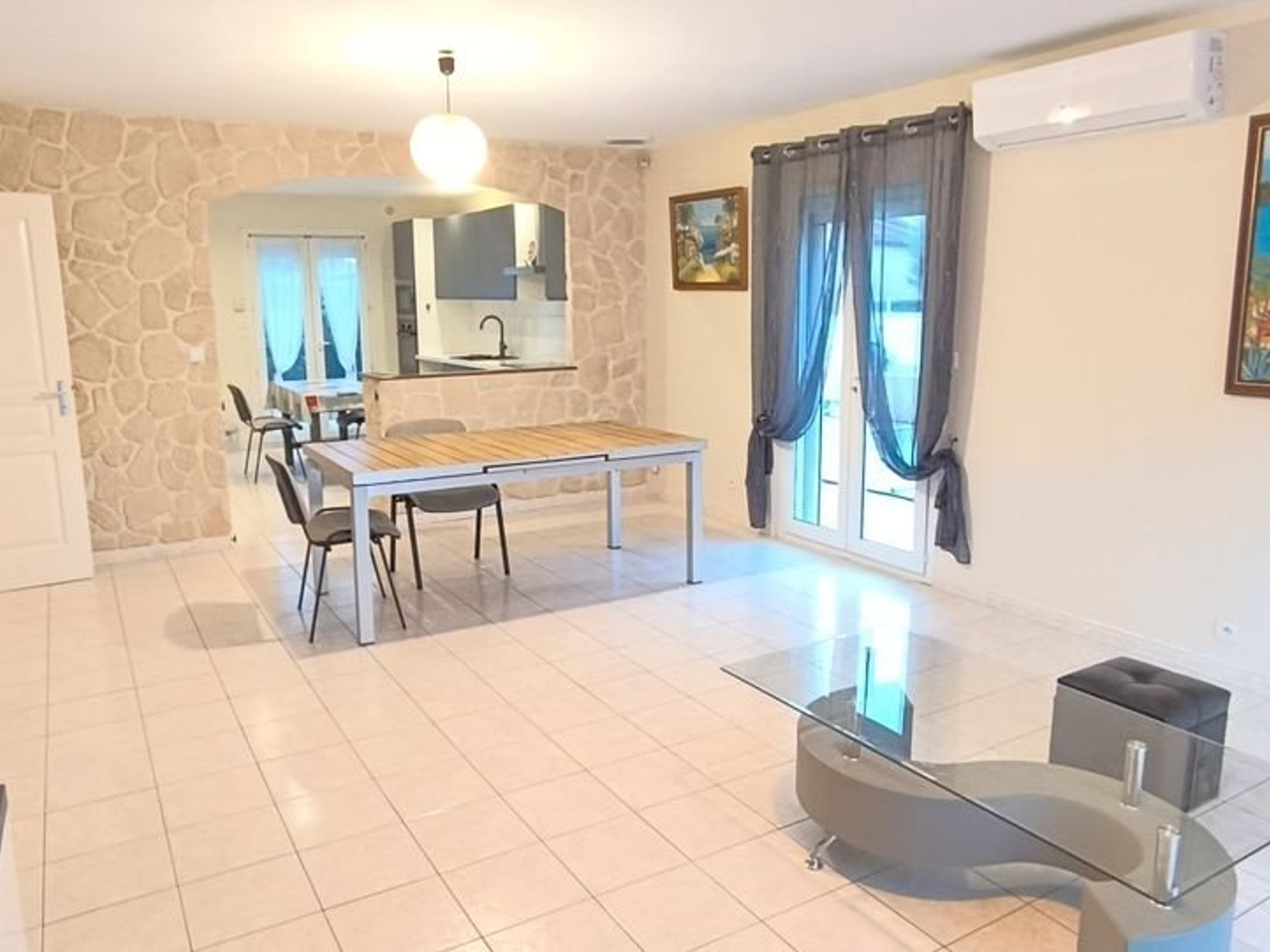 Maison à vendre - 4 pièces - 89m2 - Vias (34450)