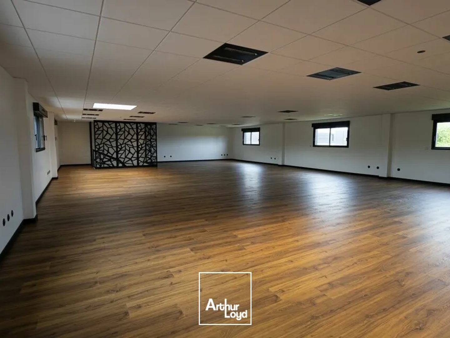 Bureaux à vendre - 230m2 - Bétheny (51450)