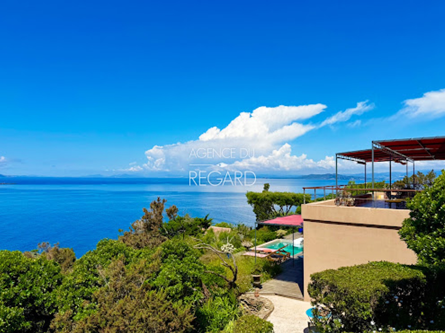 Maison à vendre - 5 pièces - 124m2 - Hyères (83400)