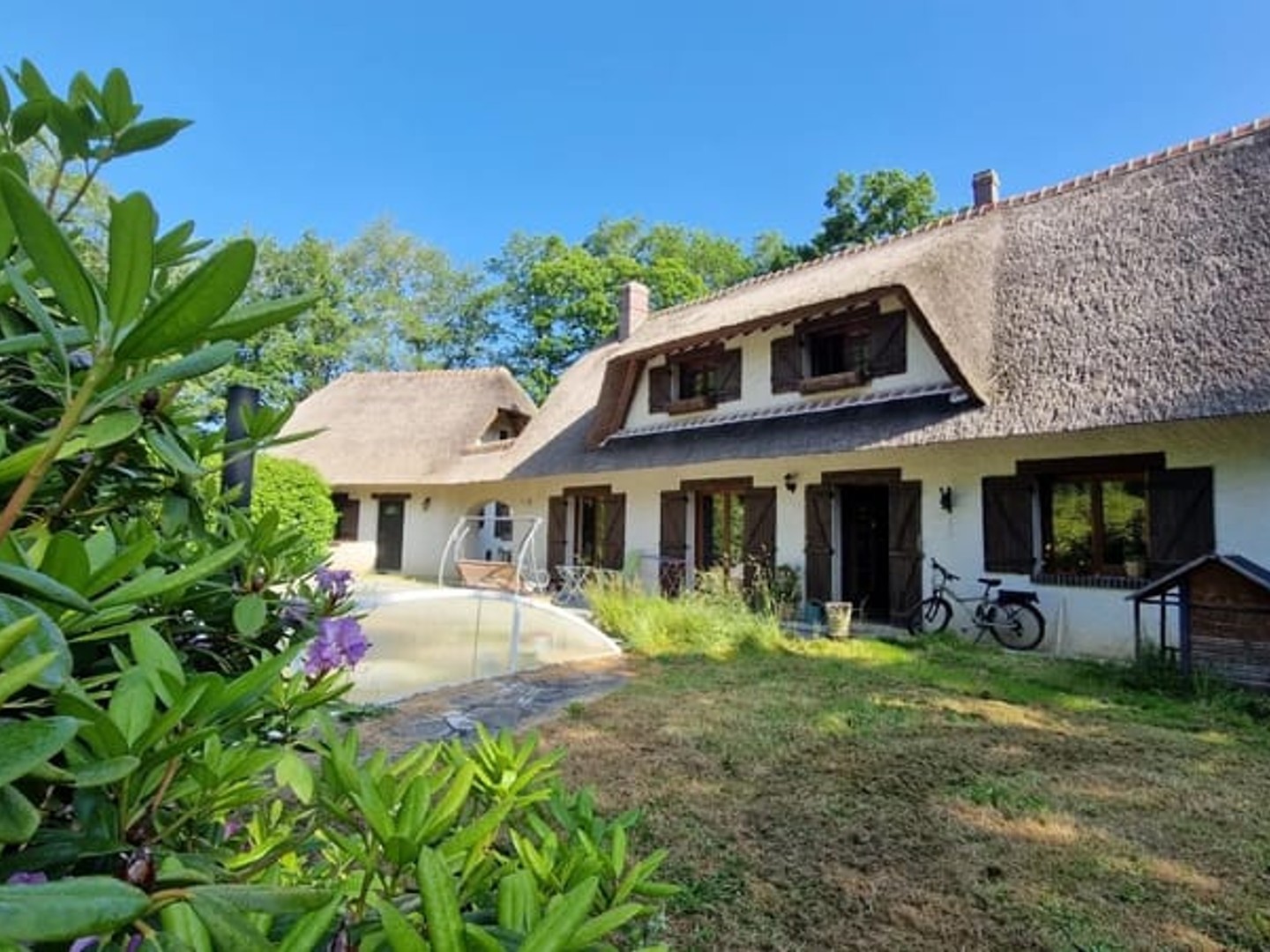 OUERRE - Chaumière et sa maison d'amis