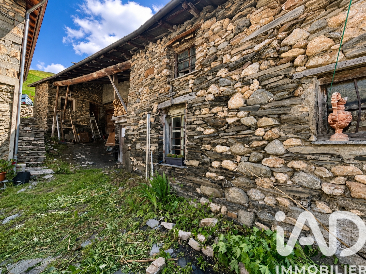 Maison à vendre - 4 pièces - 159m2 - Besse (38142)