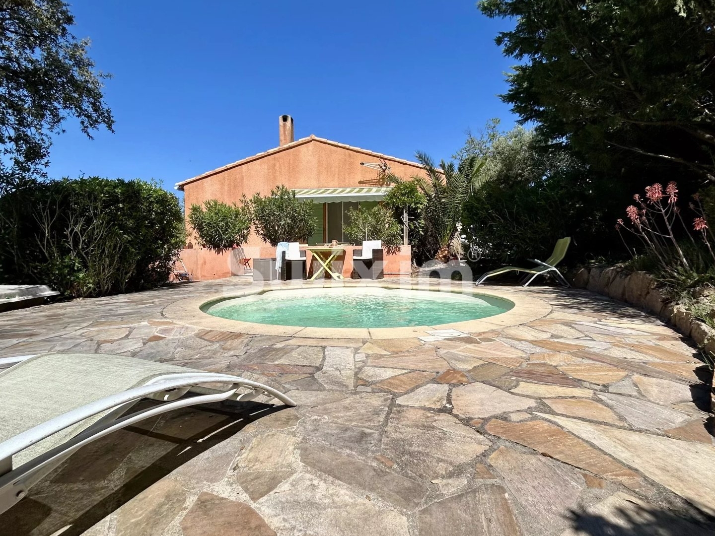 Maison à vendre - 4 pièces - 99m2 - Vidauban (83550)