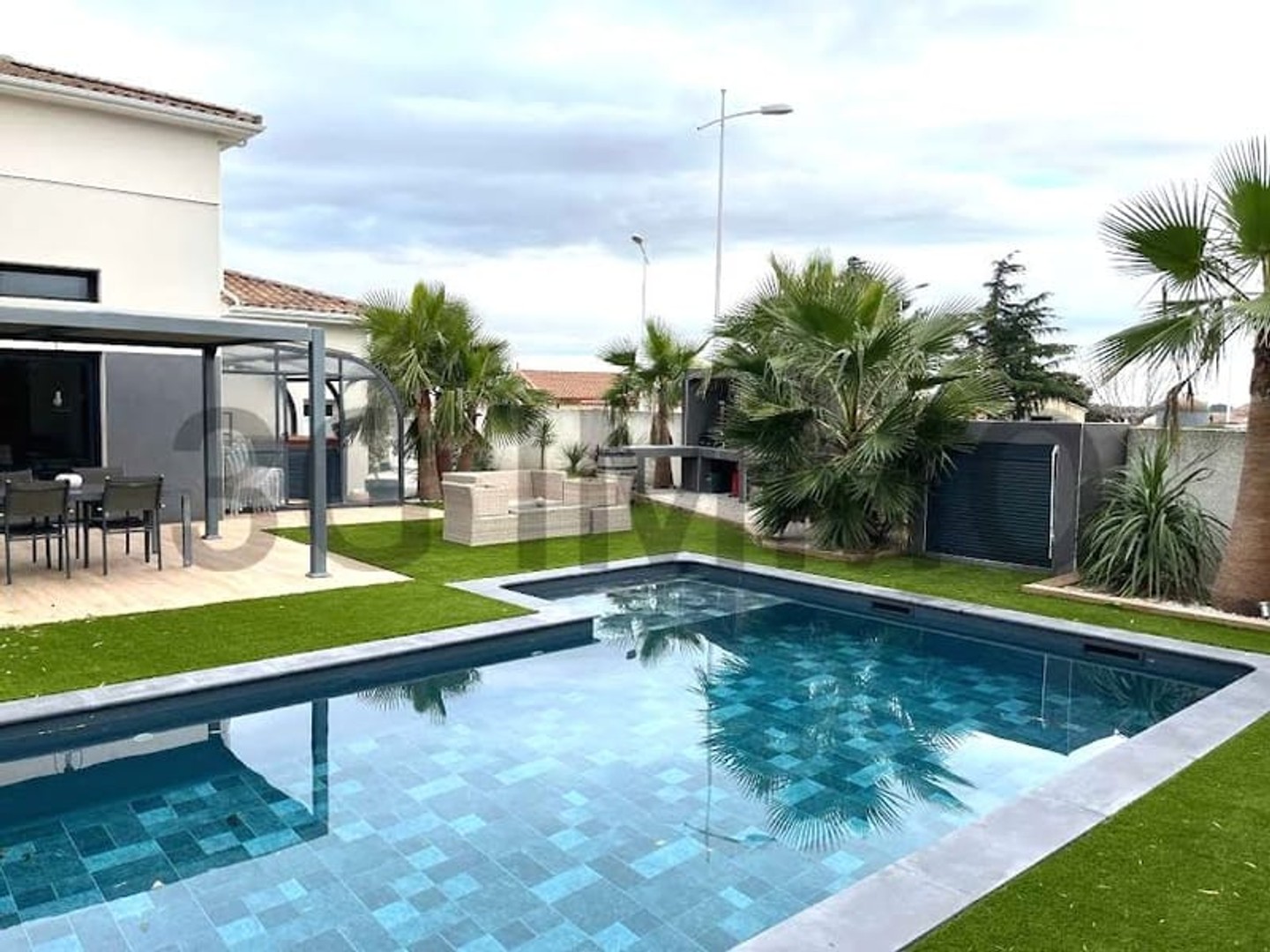 Maison 7 pièces 210 m²
