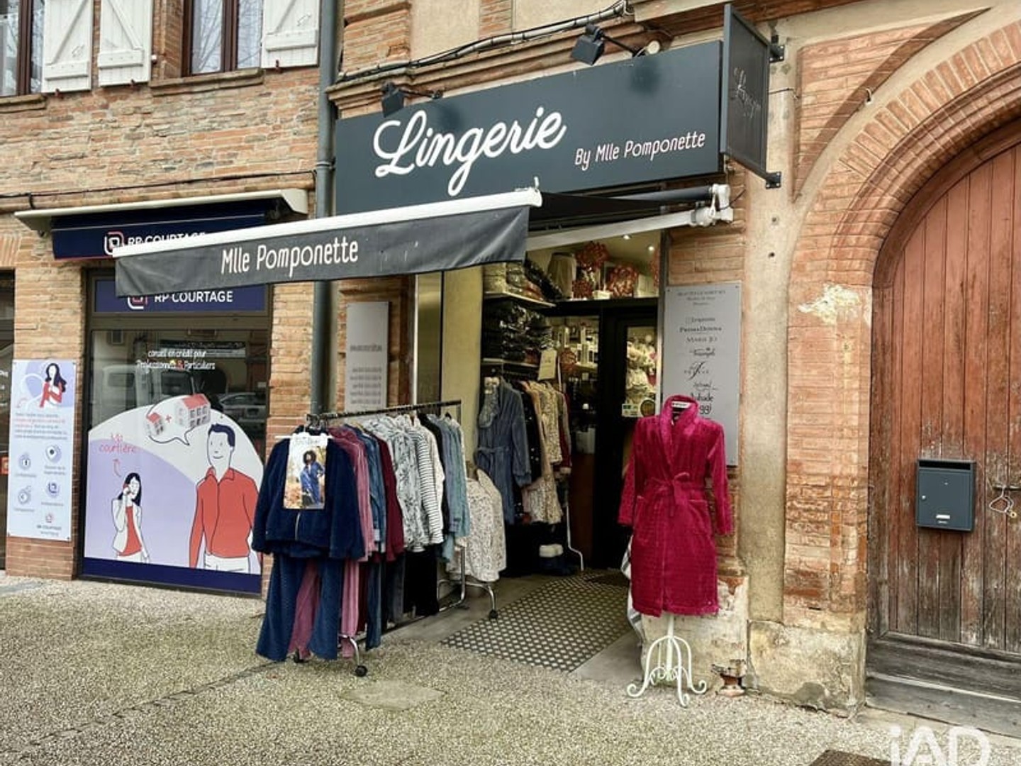 Immeuble commercial 31 m²